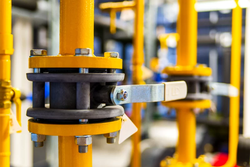 Газовый кран на трубе