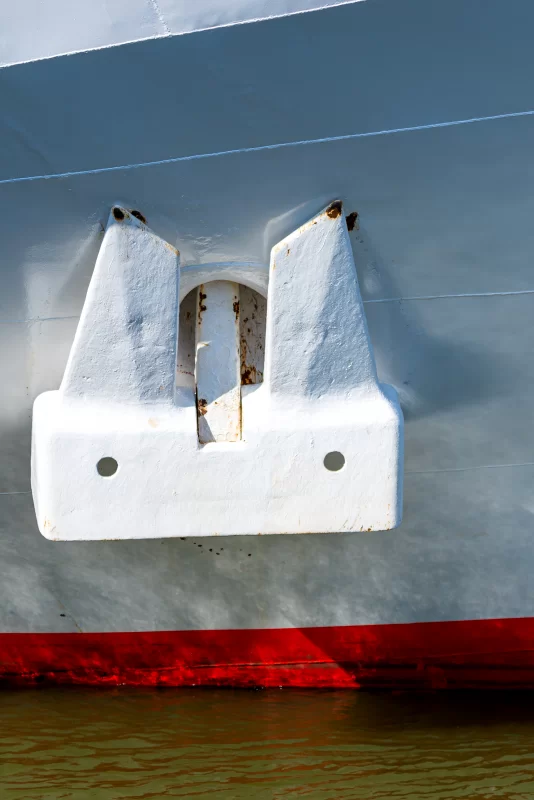 Якорь речного судна