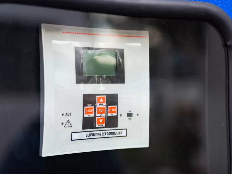 Панель управления генераторной установкой: современное решение для контроля и автоматизации