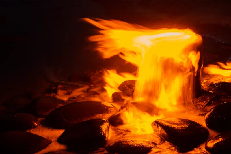 Водопад холодного огня