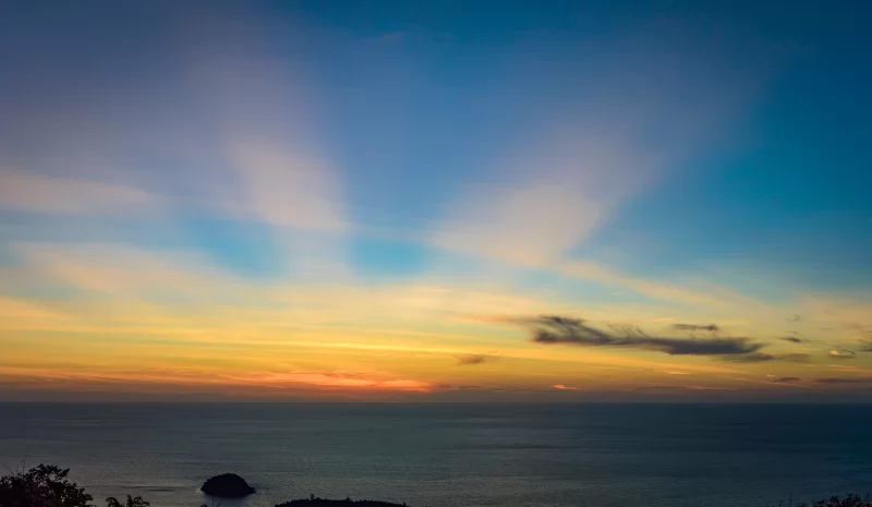 Sunset with sun rays