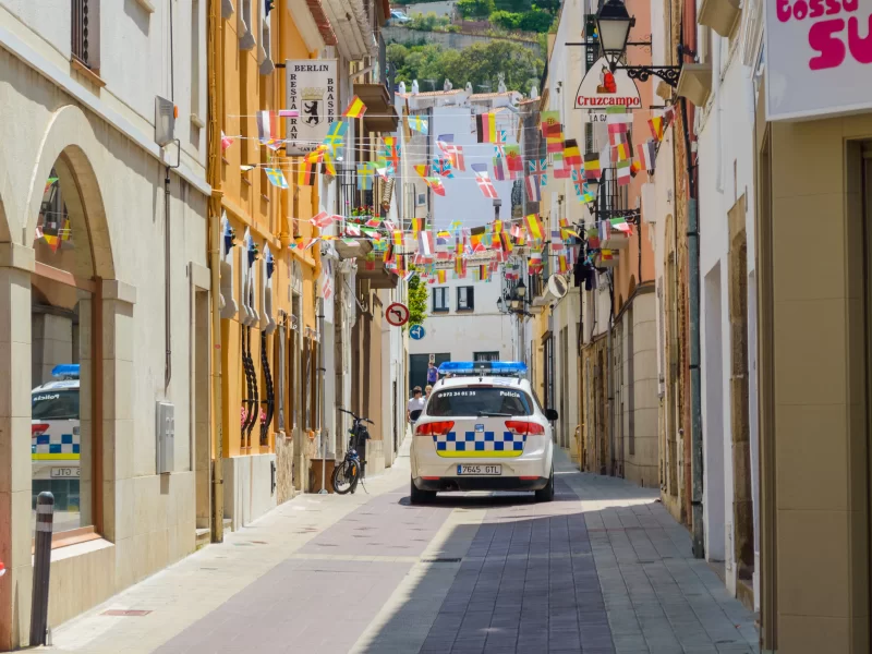 Испанская местная полицейская машина