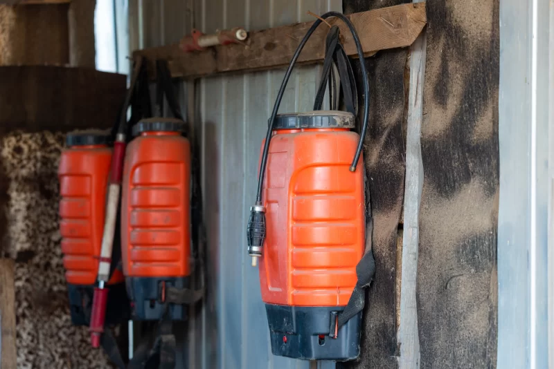 Ранцевые огнетушители в качестве рюкзака для использования в лесу