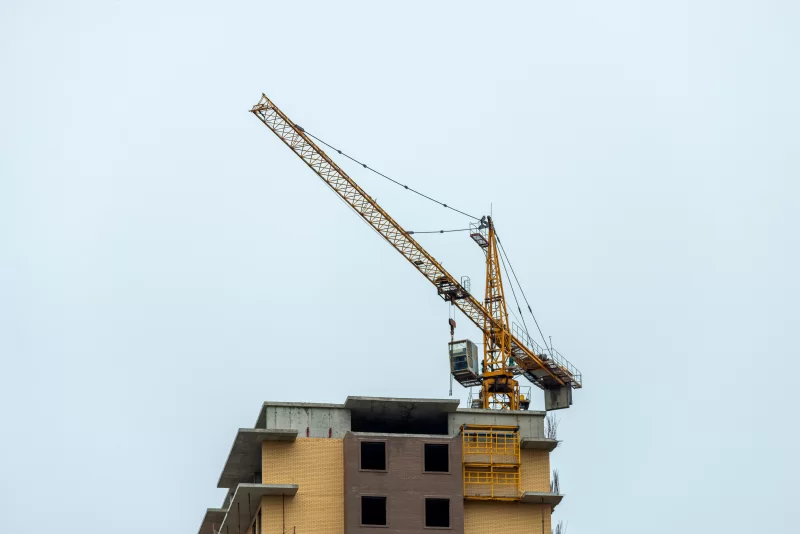 Кран на крыше конструкции