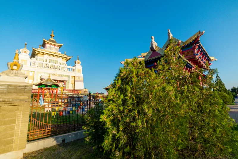 Бурхан Бакшин Алтан Суме в Элисте, Калмыкия